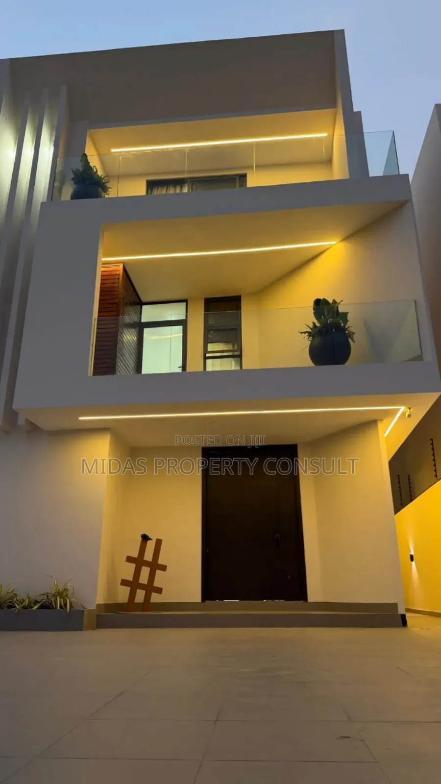 Furnished 4bdrm House in East Legon Hills, Accra Metropolitan for sale