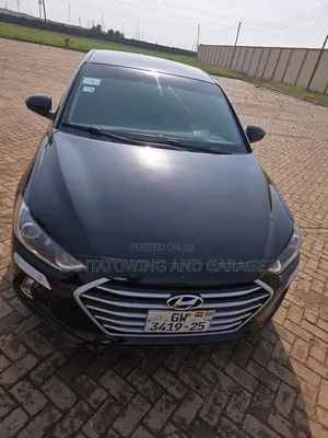Hyundai Elantra 2018 Black