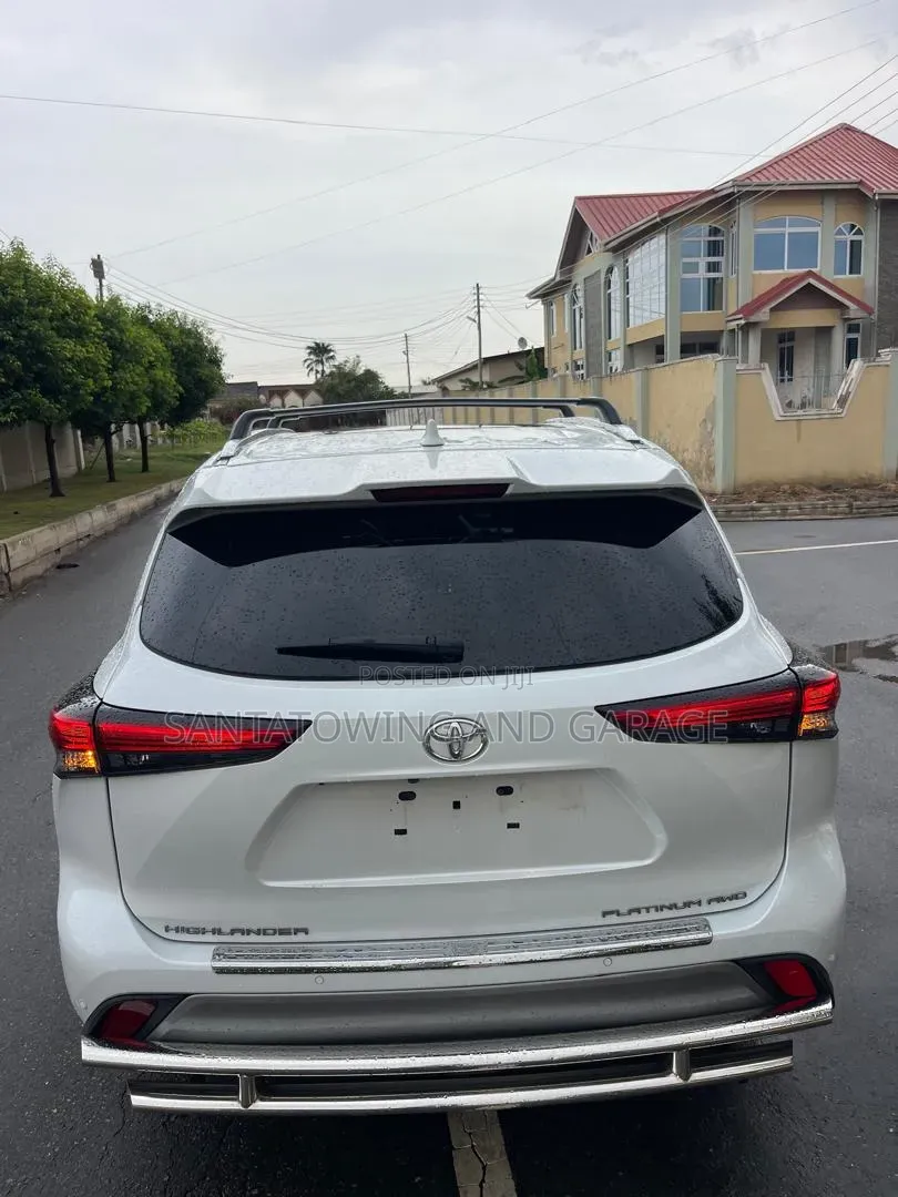 Toyota Highlander Platinum 2022 White