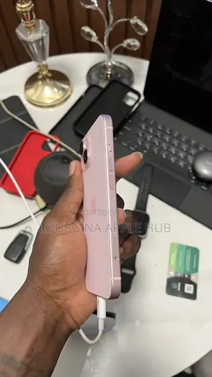 New Apple iPhone 15 128 GB Pink