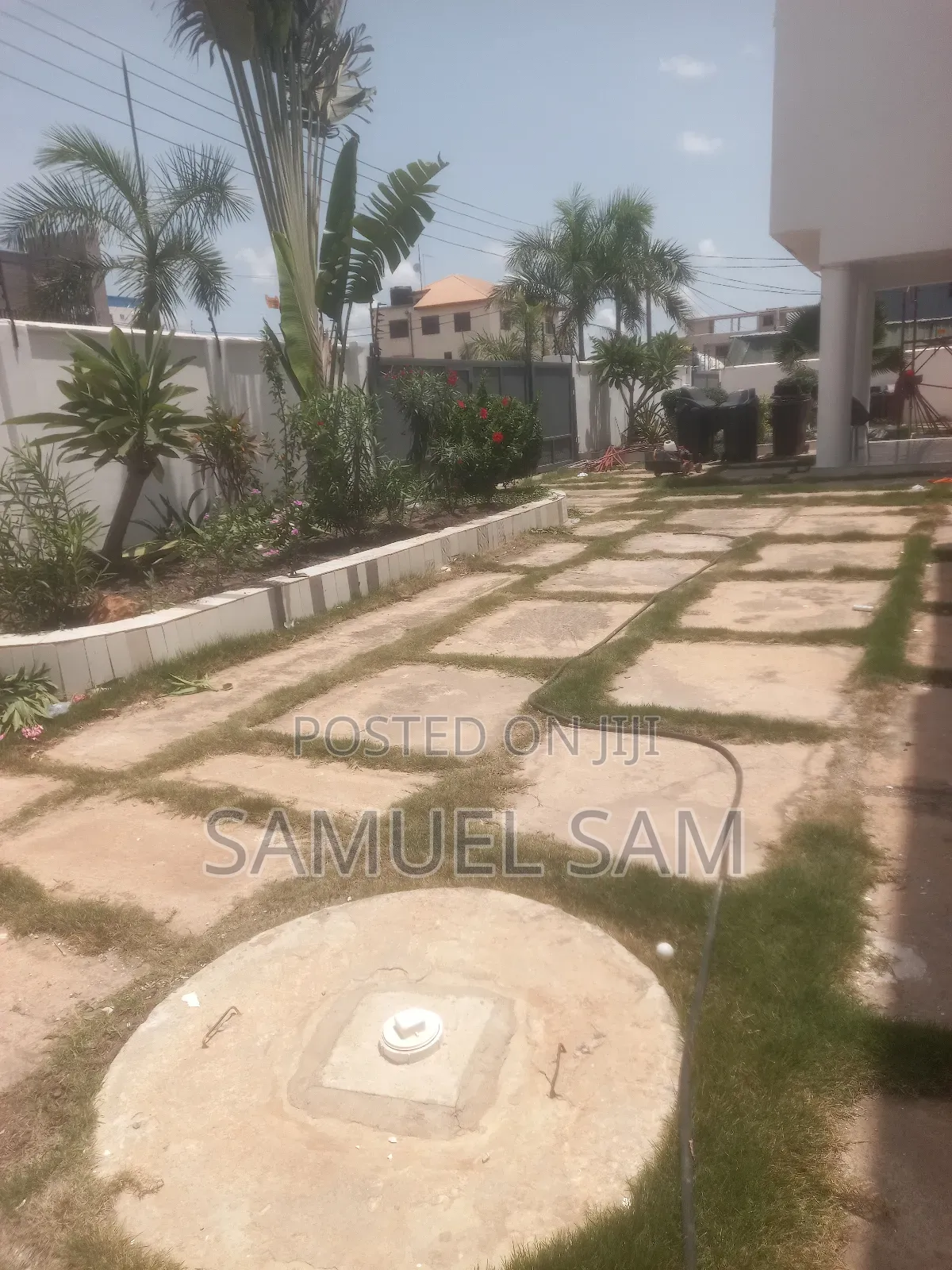 A Commercial or Residential Building for Rent