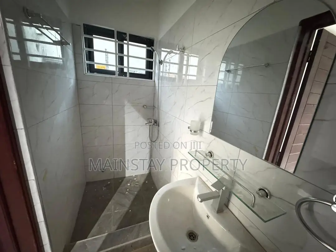 3bdrm House in Mainstay Estates, Oyarifa for sale