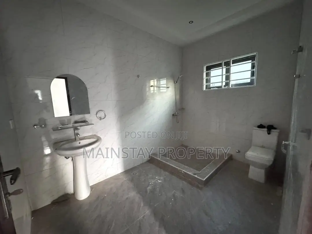 3bdrm House in Mainstay Estates, Oyarifa for sale