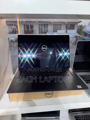 Laptop Dell Precision 5560 16GB Intel Core i7 SSD 256GB