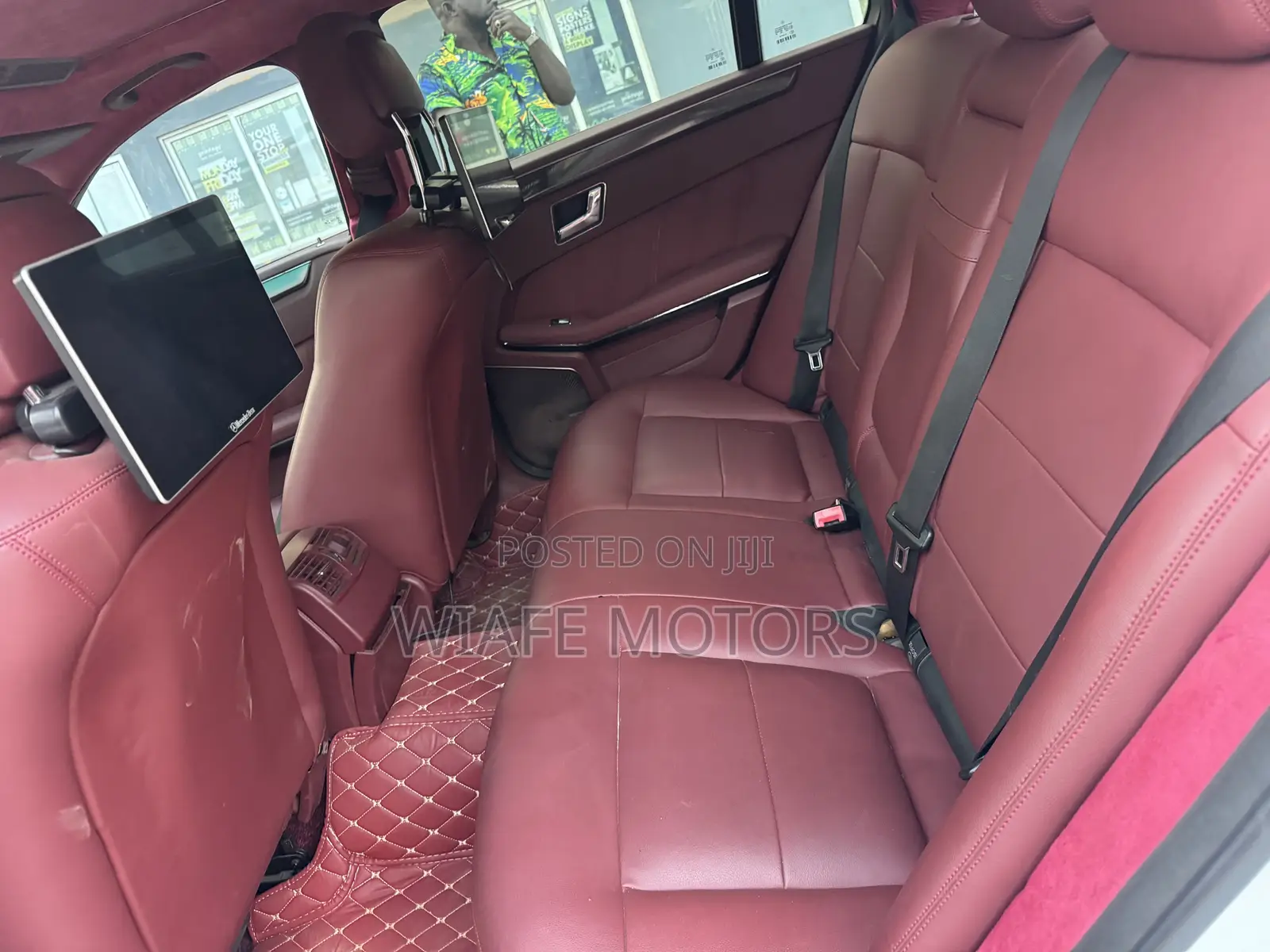 Mercedes-Benz E350 Base 4Matic Sedan AWD (3.5L 6cyl 7A) 2013 White