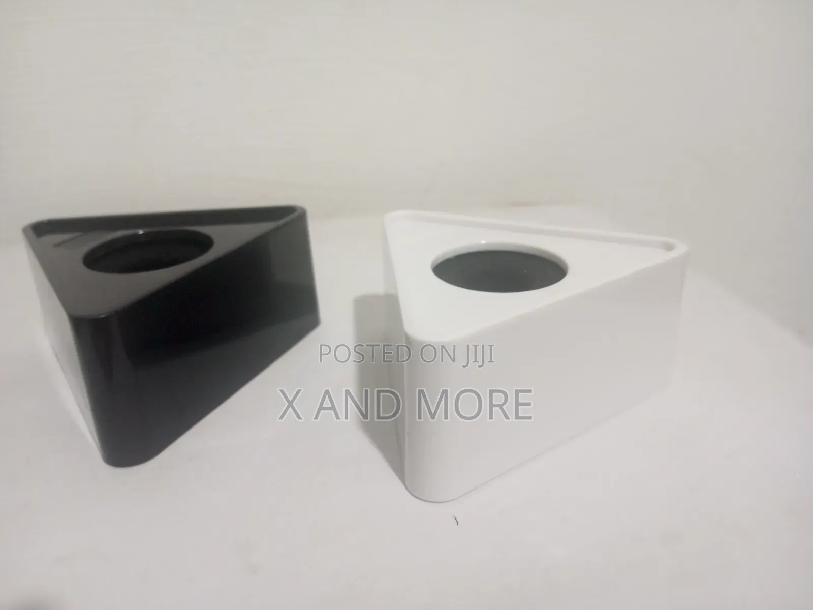 Triangular Mic Flag or Logo Box
