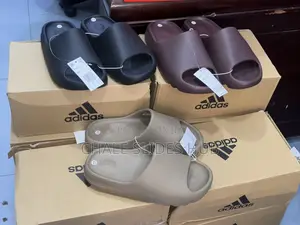 Original Adidas Yeezy Slides