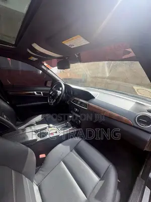 Mercedes-Benz C250 2014 Black
