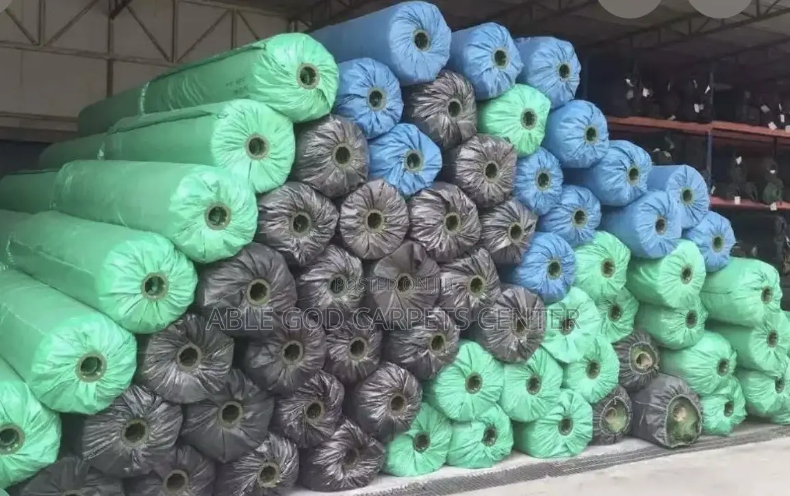 Quality Rolls or Bundles of Astroturf
