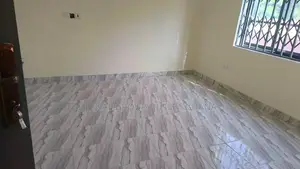 3bdrm House in West Hills Mall Area for rent
