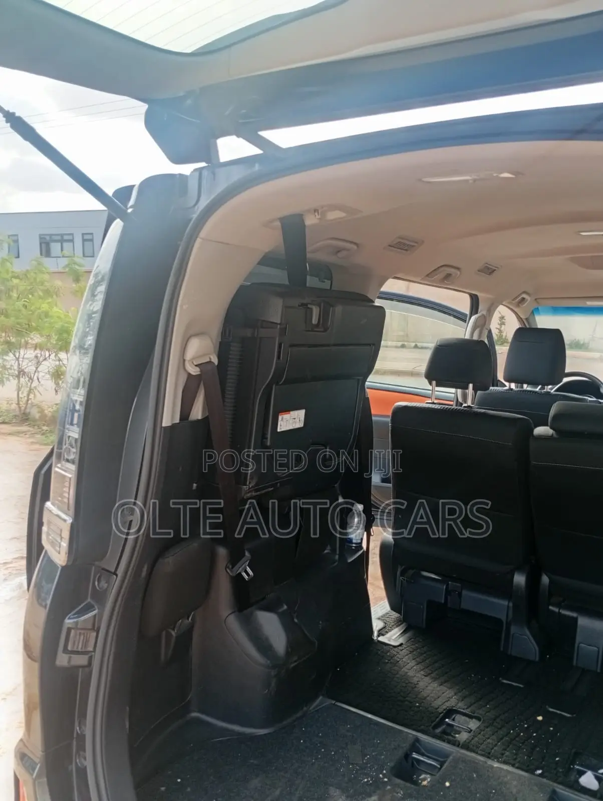 Toyota Voxy SV Premium 2014 Black