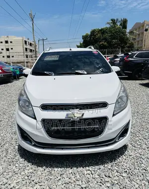 Chevrolet Spark 2015 White