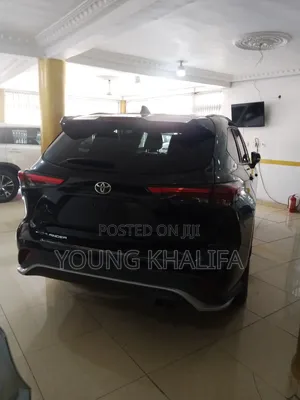 Toyota Highlander 2022 Black
