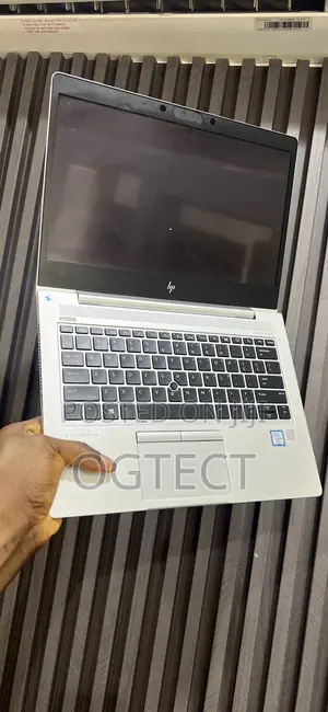 Laptop HP EliteBook 830 G6 8GB Intel Core i5 SSD 256GB