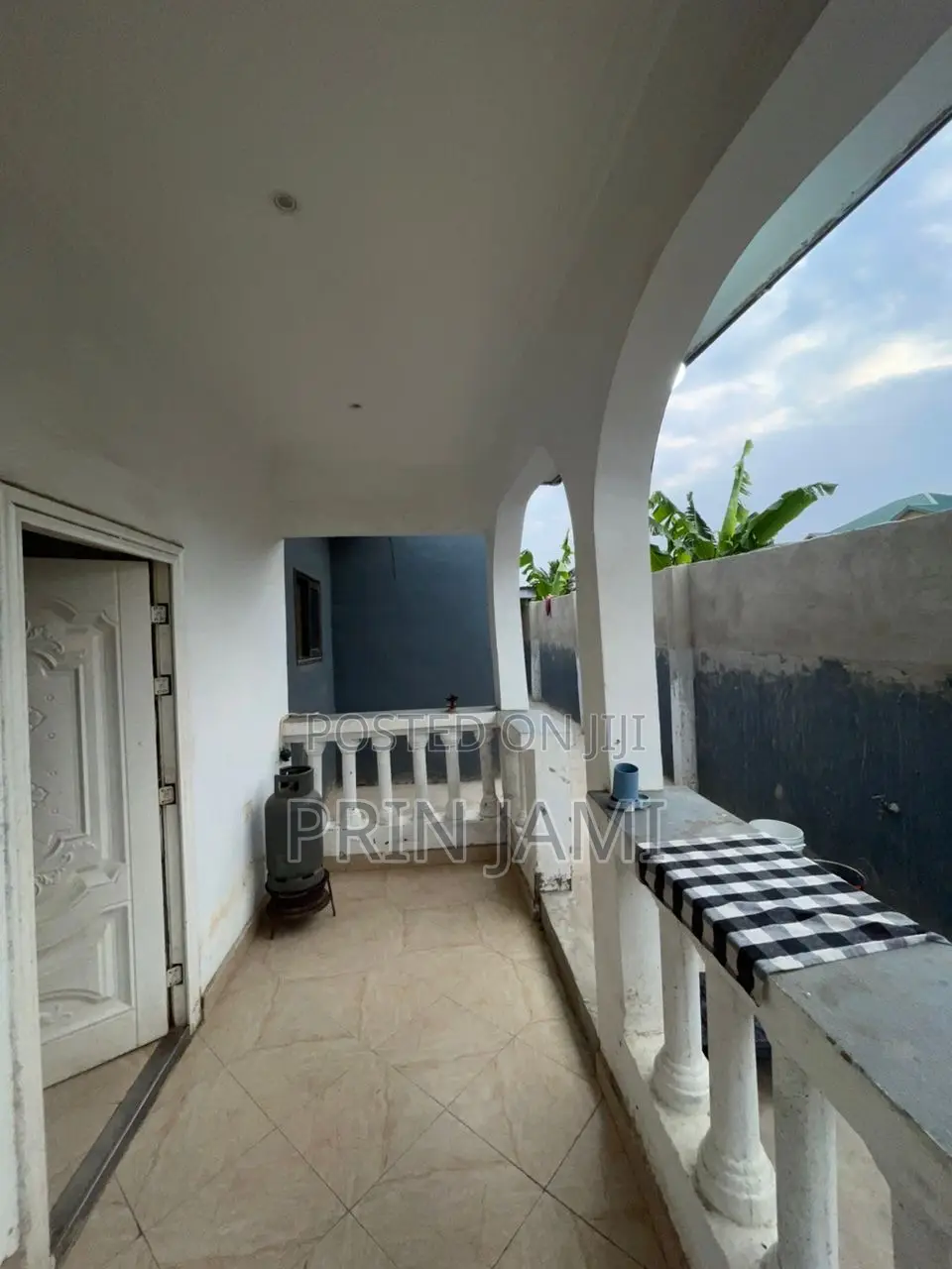 Furnished 4bdrm House in Nyanyano for rent