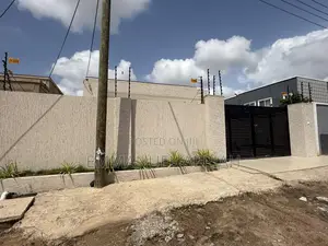 3bdrm House in Ablekuma Odumase for sale