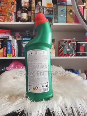 Toilet Cleaner and Lime Scale Remover
