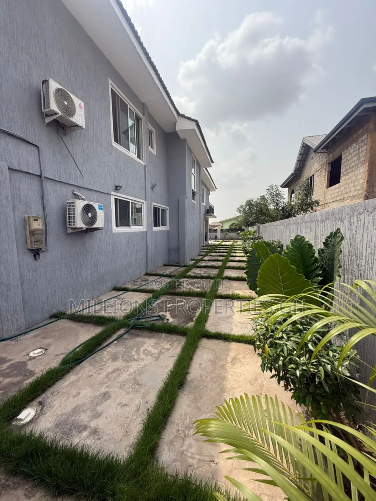 Furnished 7bdrm House in Millions Properties, Community 25 for sale
