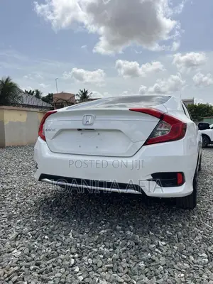 Honda Civic EX Sedan 2019 White