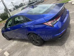 Hyundai Elantra SE 2021 Blue