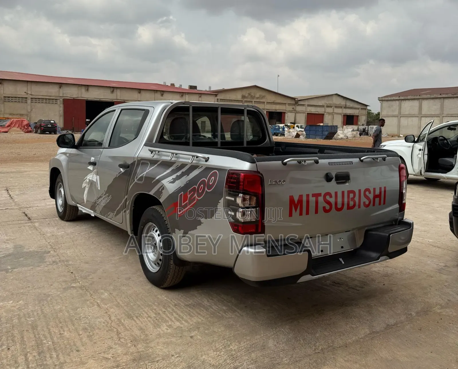 New Mitsubishi L200 2023 Silver