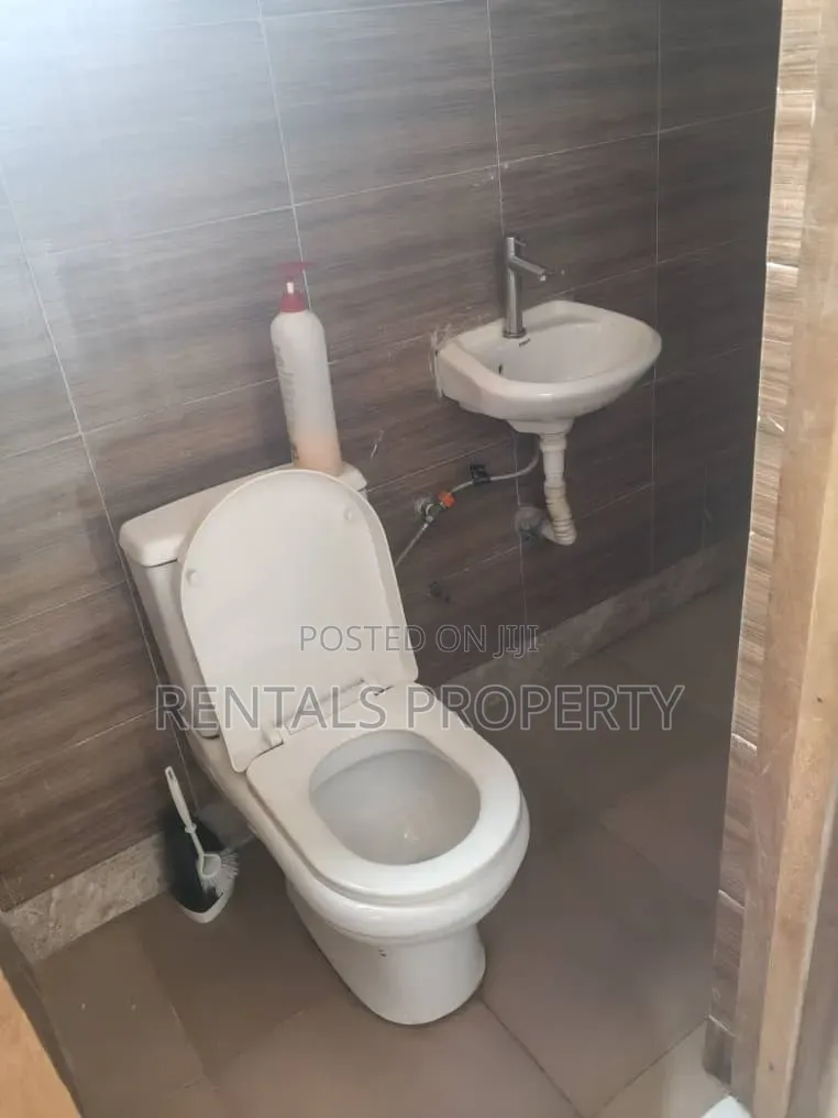 2bdrm Apartment in Abokobi, Pentecost for rent
