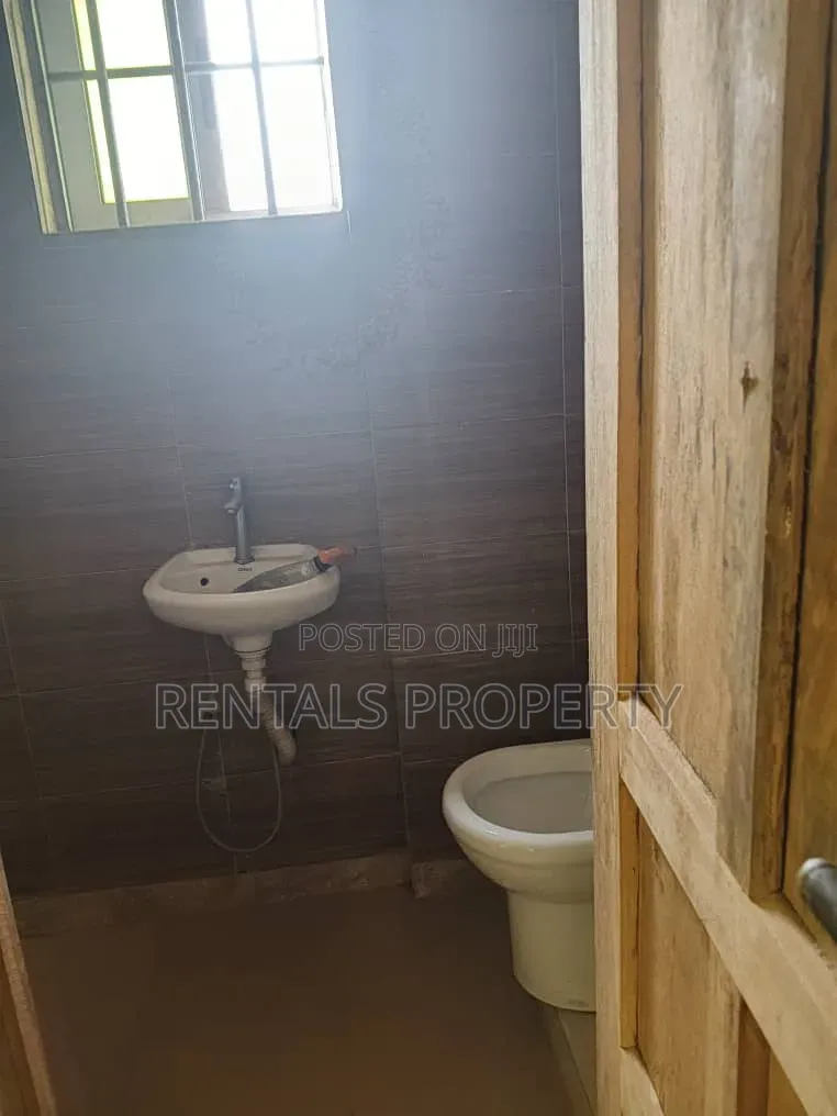 2bdrm Apartment in Abokobi, Pentecost for rent