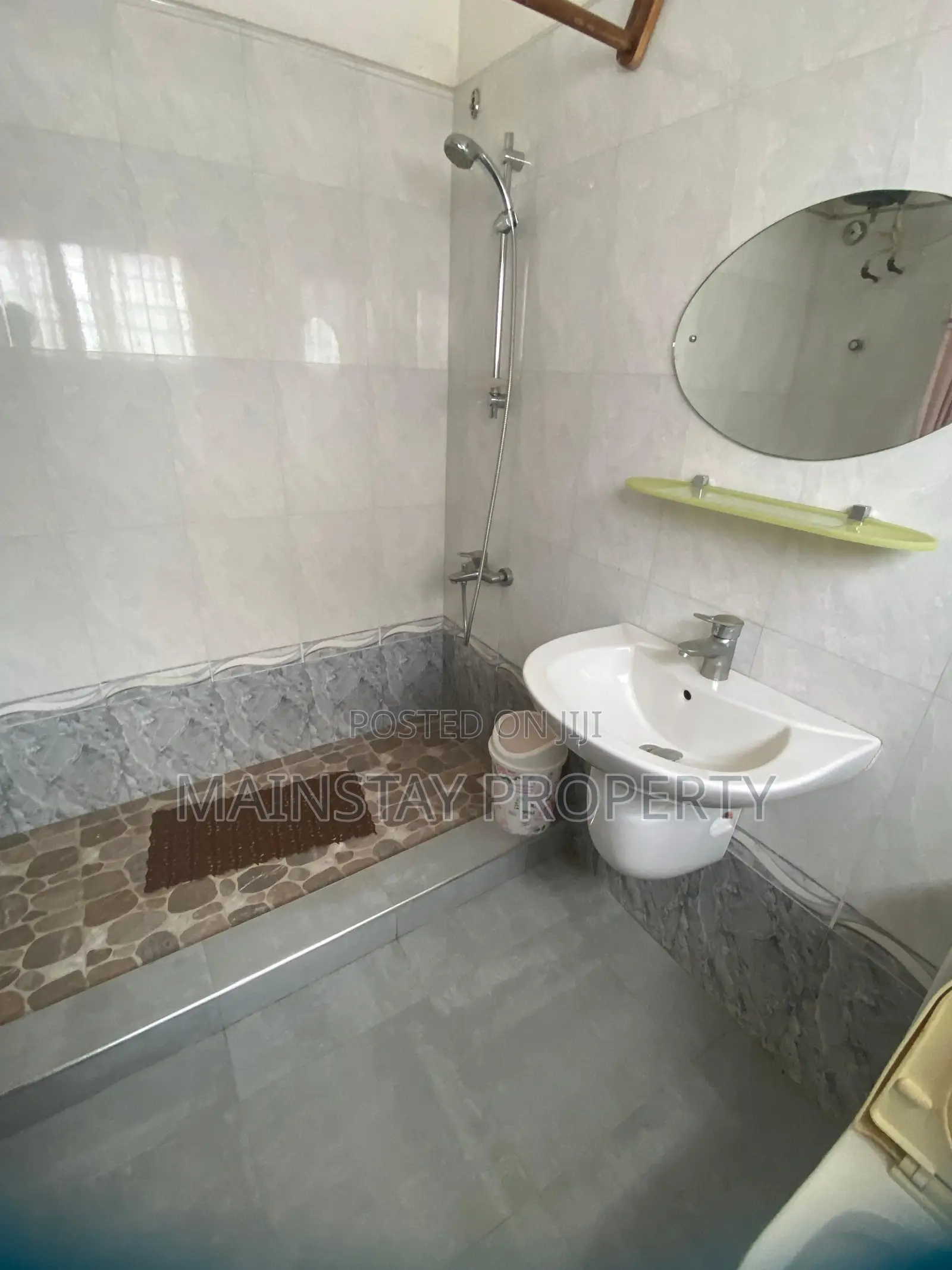4bdrm House in Spintex for rent
