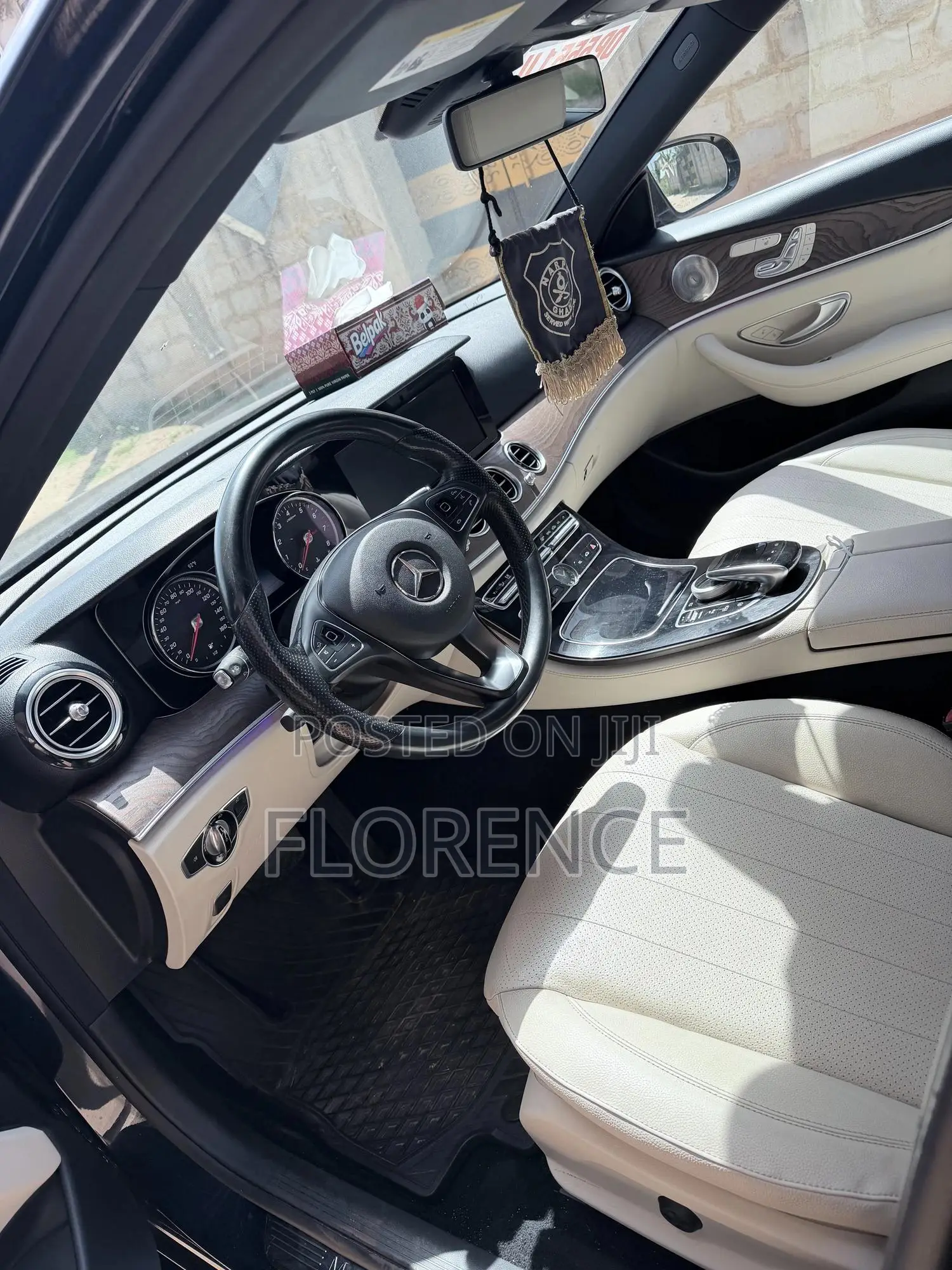 Mercedes-Benz E400 2017 Blue