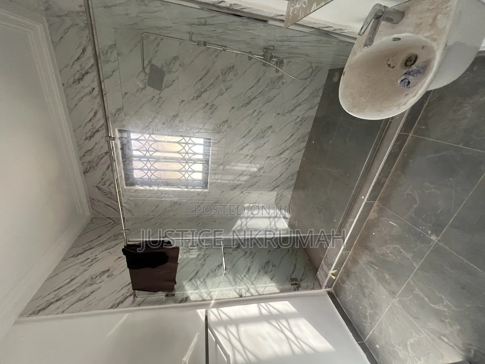 2bdrm Apartment in Mr Justice Estate, Old Barrier for rent