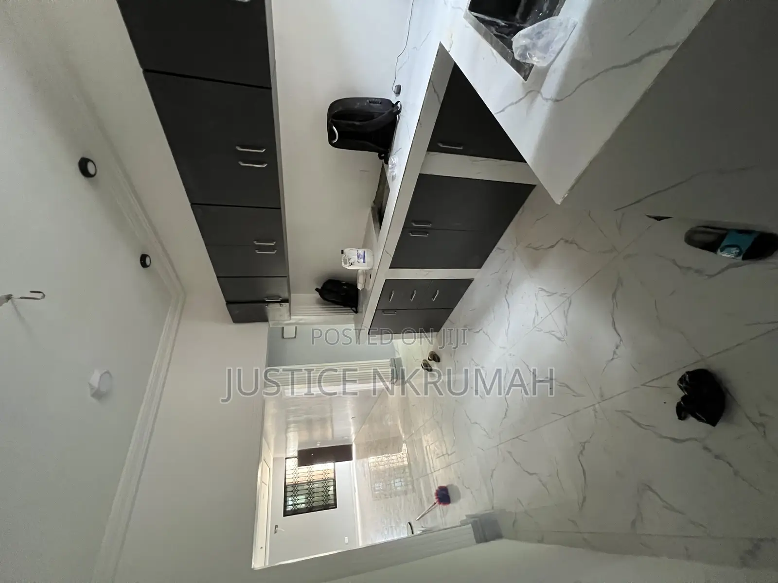 2bdrm Apartment in Mr Justice Estate, Old Barrier for rent