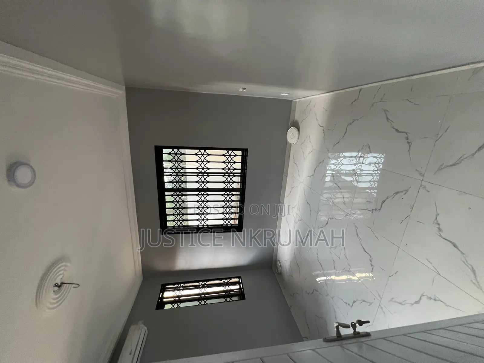 2bdrm Apartment in Mr Justice Estate, Old Barrier for rent