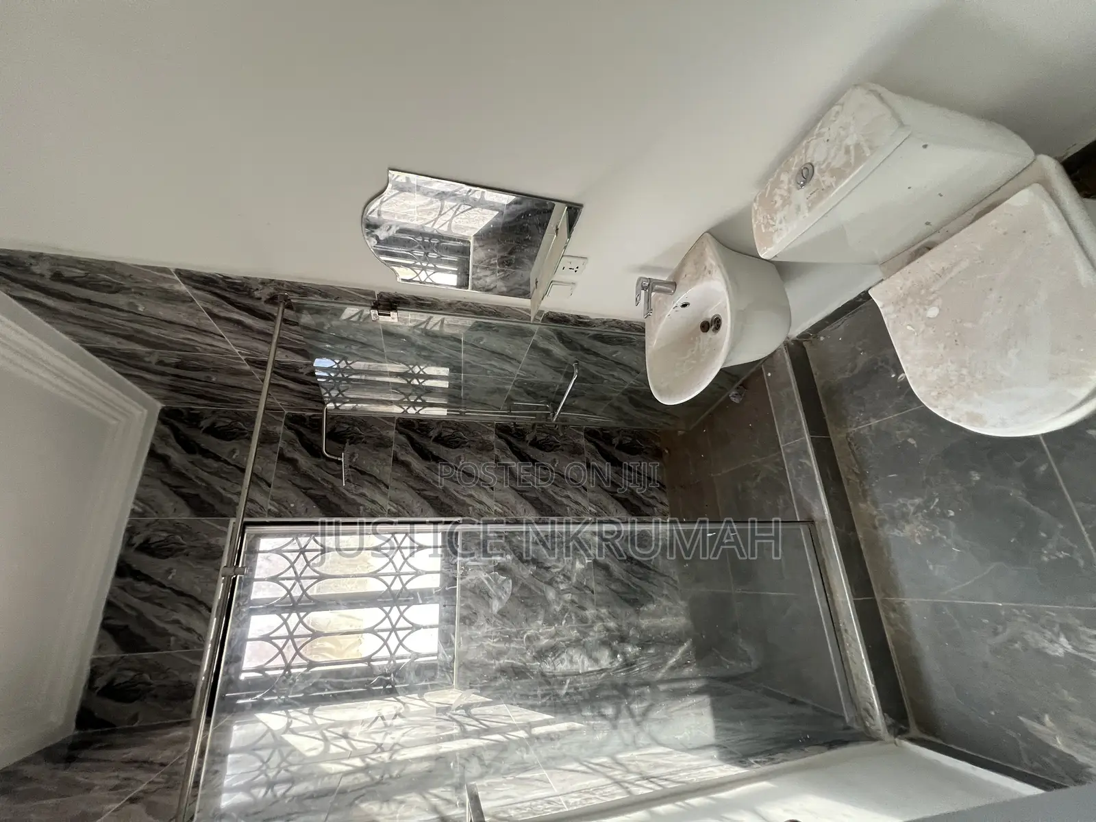 2bdrm Apartment in Mr Justice Estate, Old Barrier for rent