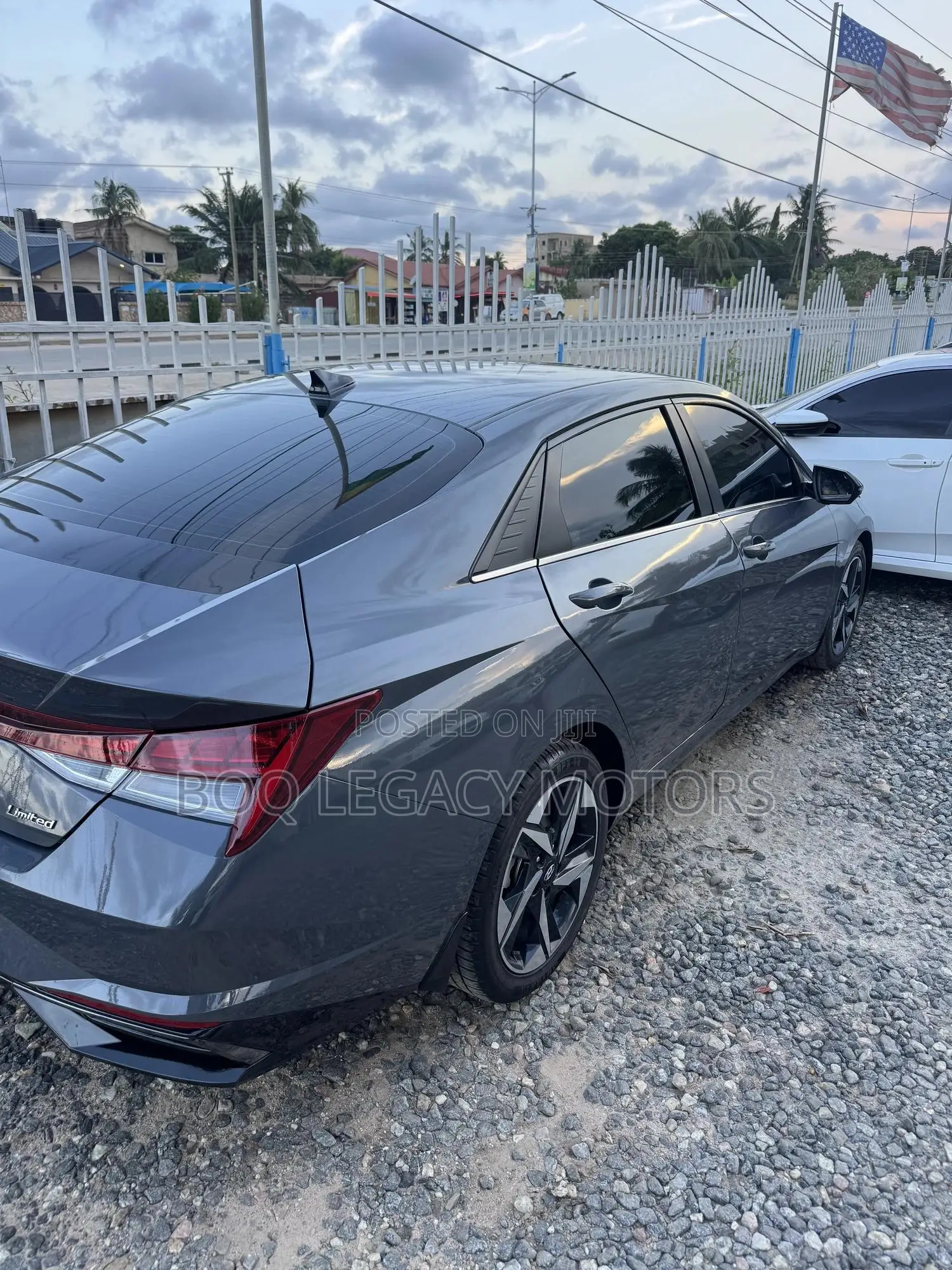 Hyundai Elantra 2023 Gray