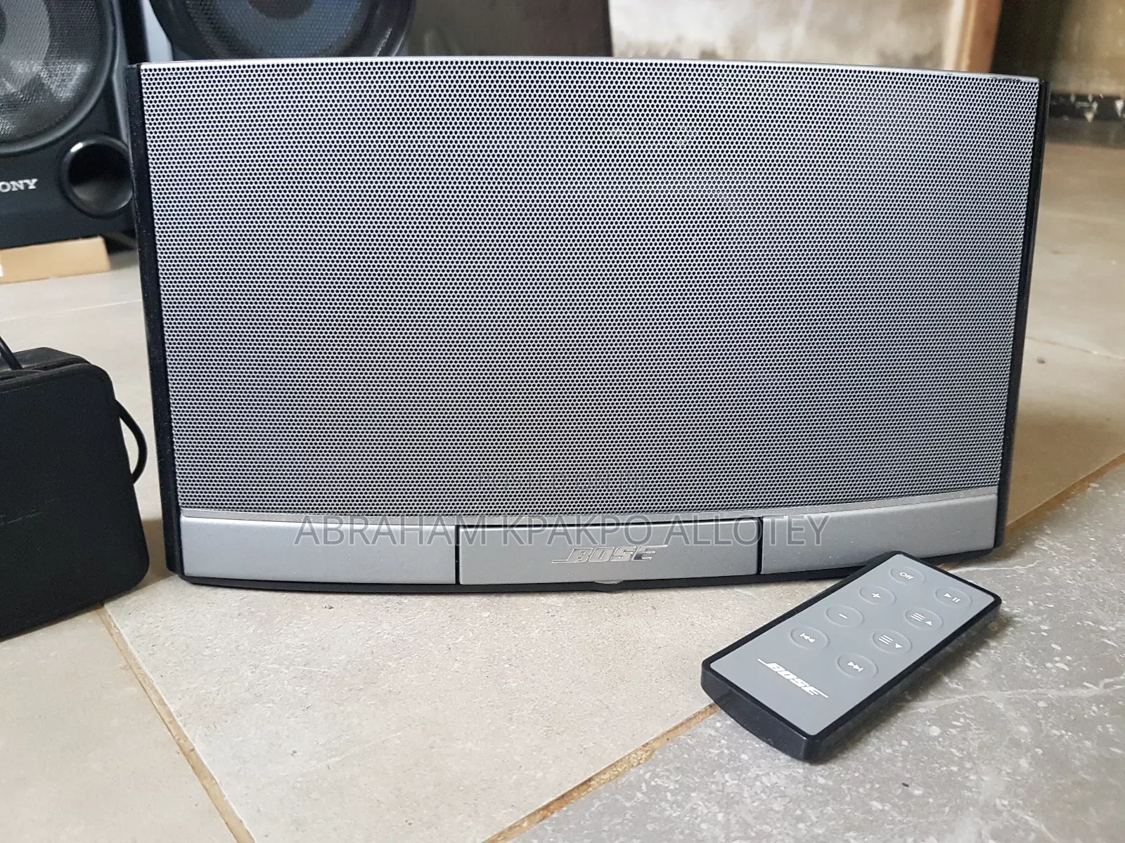Bose Rechargeable Sound Dock 2