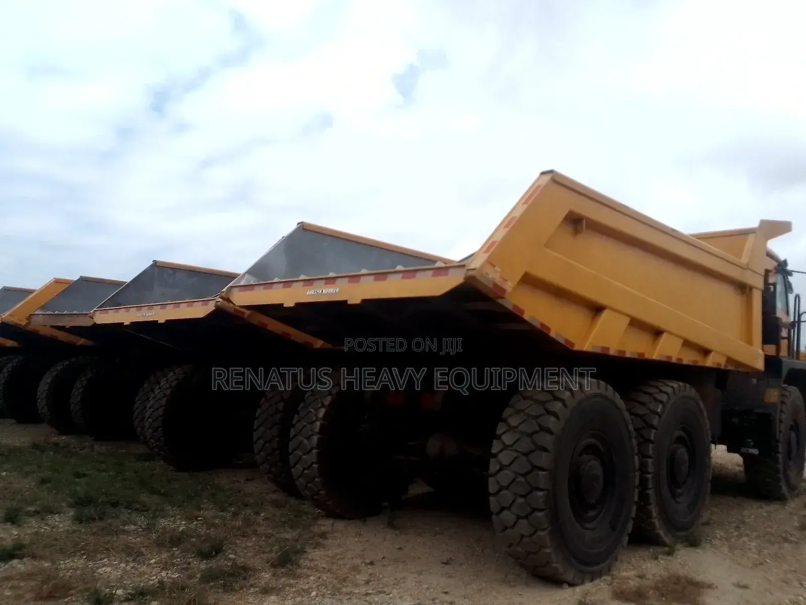 Off Highway Dump Truck