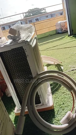Rainbow 1.5hp Aircondition, Aircondition That Shuts Heat Down.