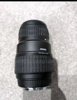 75-300 Telephoto Zoom Lens