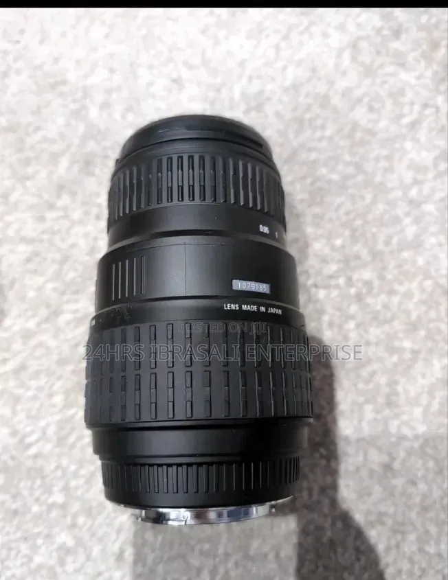 75-300 Telephoto Zoom Lens