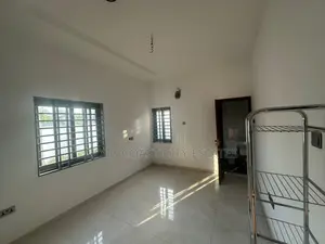 4bdrm House in Community 25 for sale