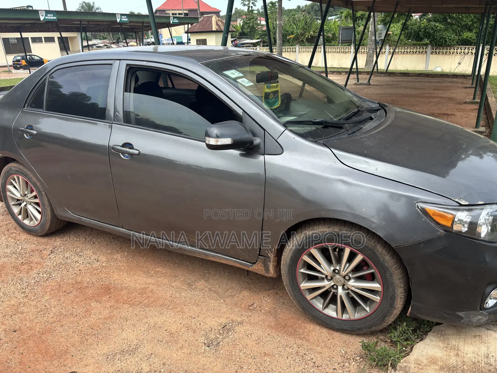 Toyota Corolla LE 4dr Sedan (1.8L 4cyl 4A) 2010 Gray