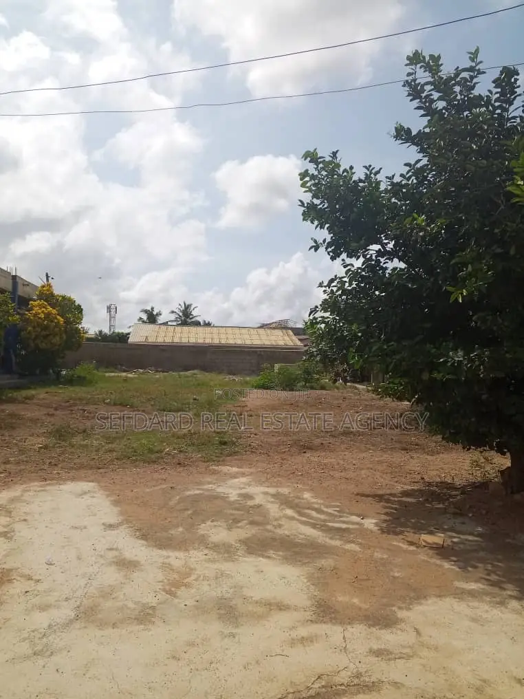 Hot Sale – Prime Old School Complex for Sale