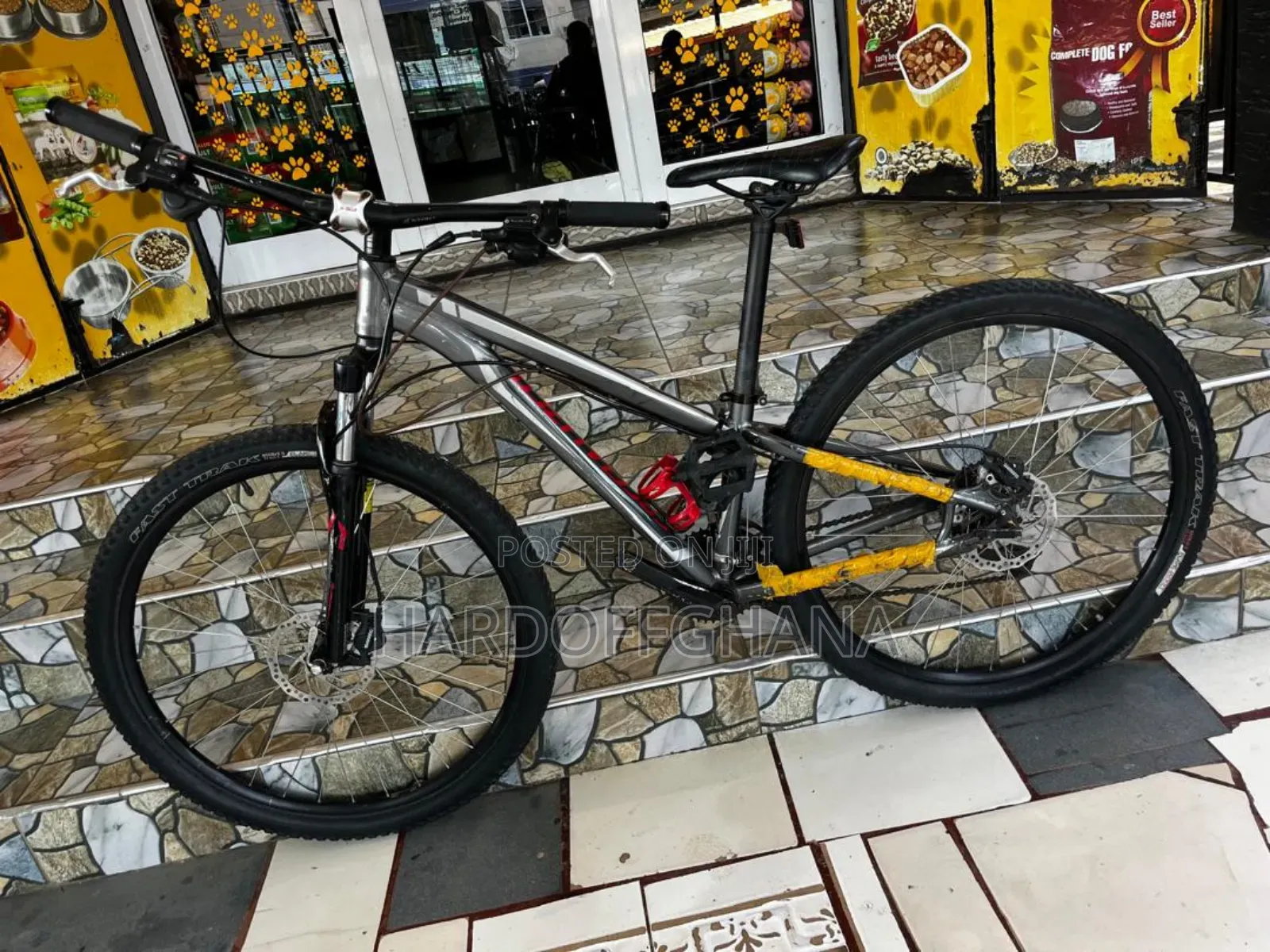 Hardrock Mountain Bike