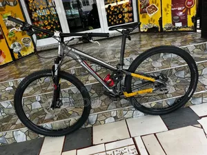 Hardrock Mountain Bike