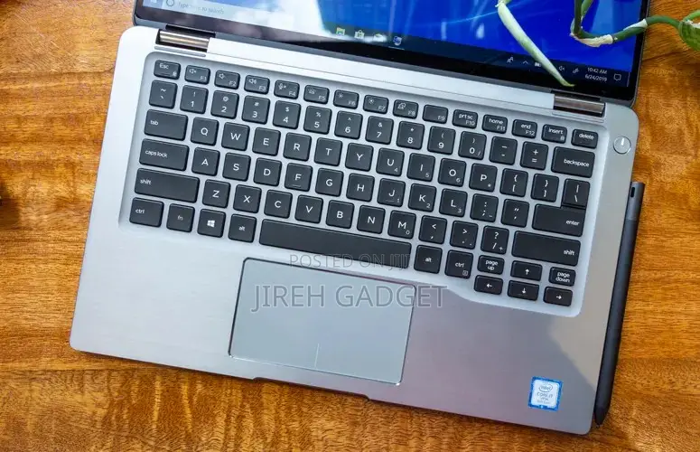 Laptop Dell Latitude 7400 8GB Intel Core i7 SSD 256GB