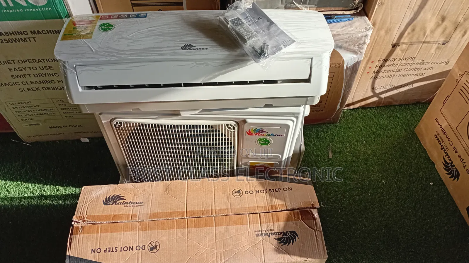 Rainbow 1.5hp Aircondition, Aircondition That Cools Bold.