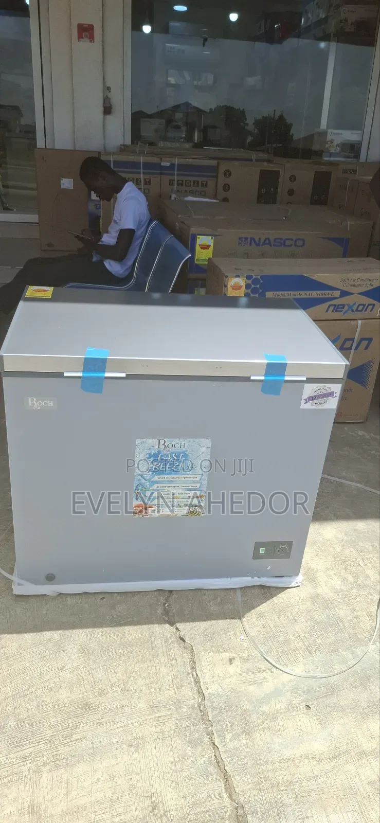 Roch Chest Freezer 251l Fresh in Box for Sale