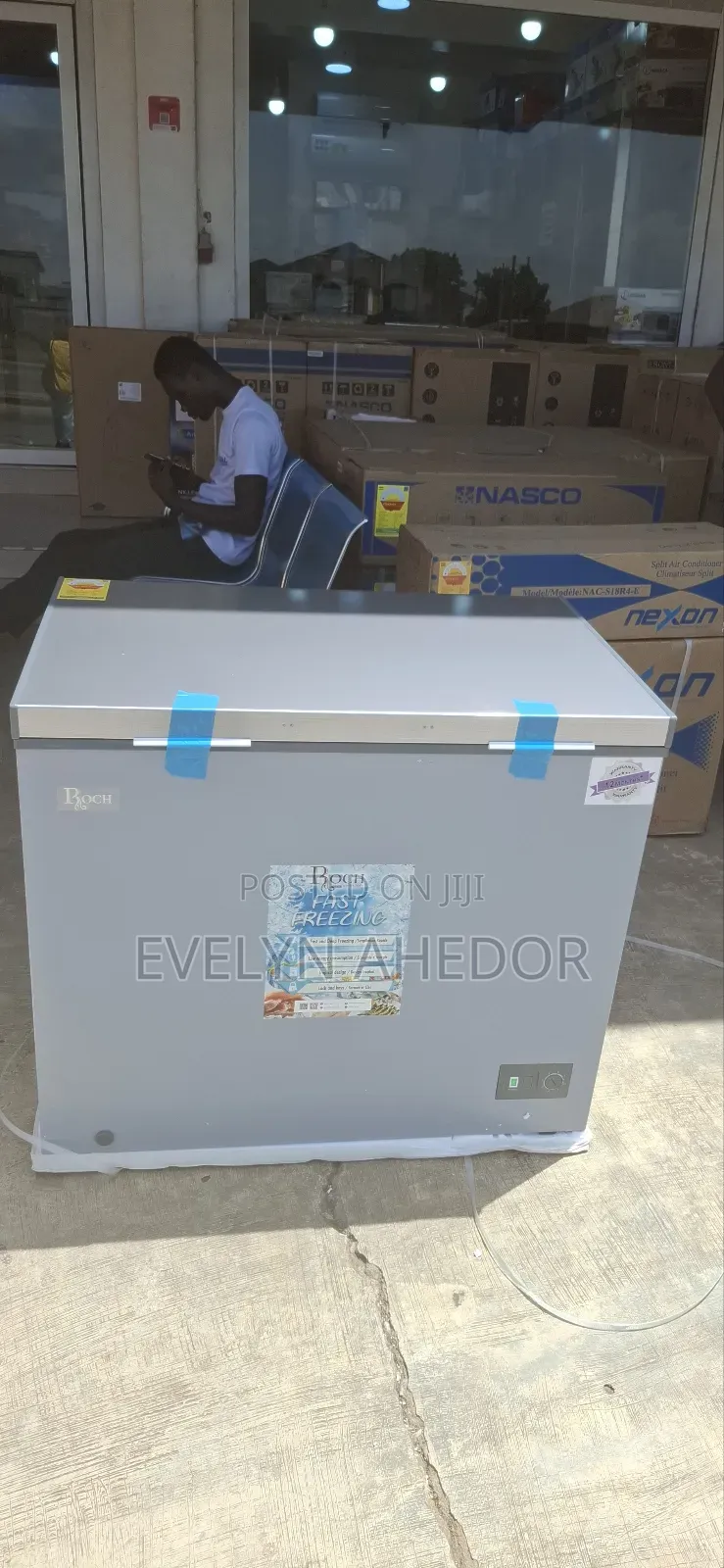 Roch Chest Freezer 251l Fresh in Box for Sale