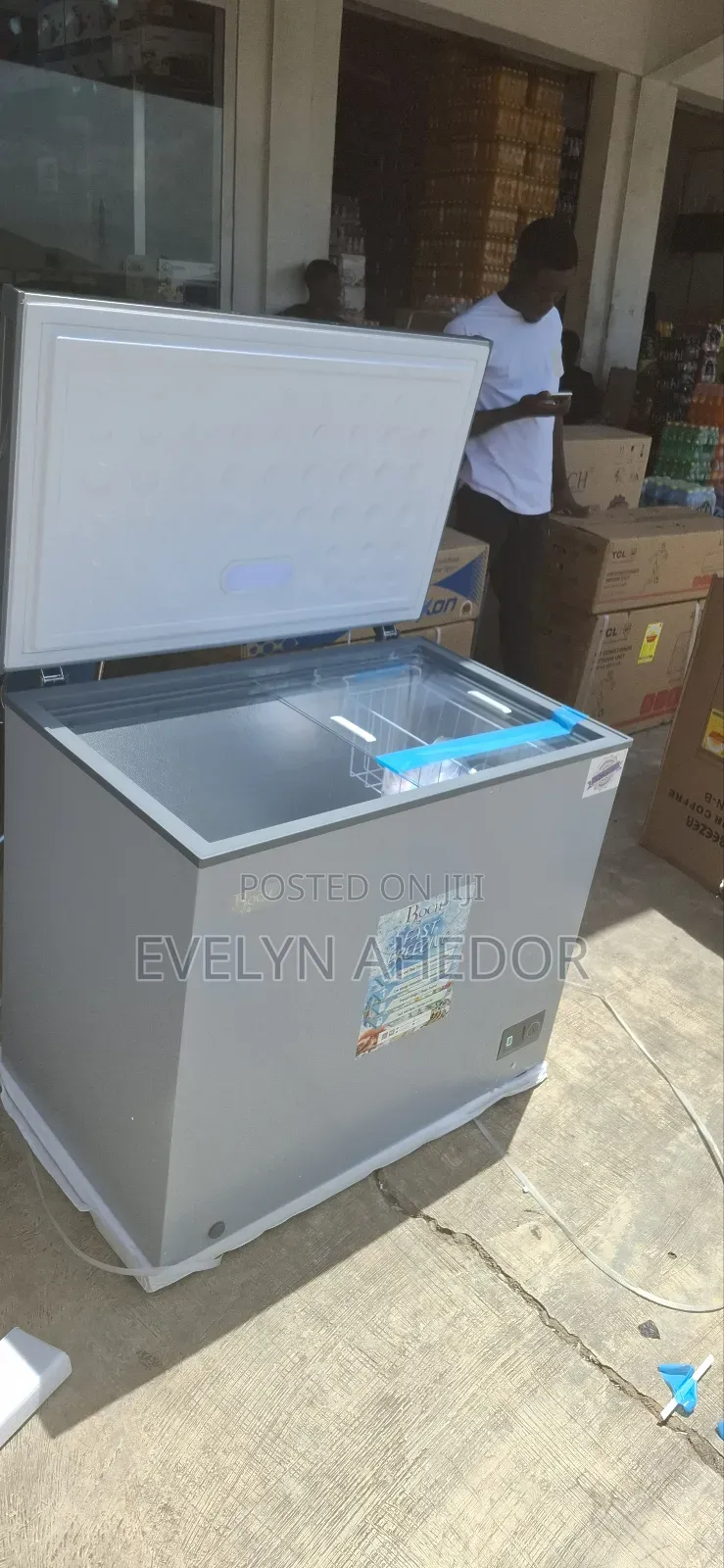 Roch Chest Freezer 251l Fresh in Box for Sale