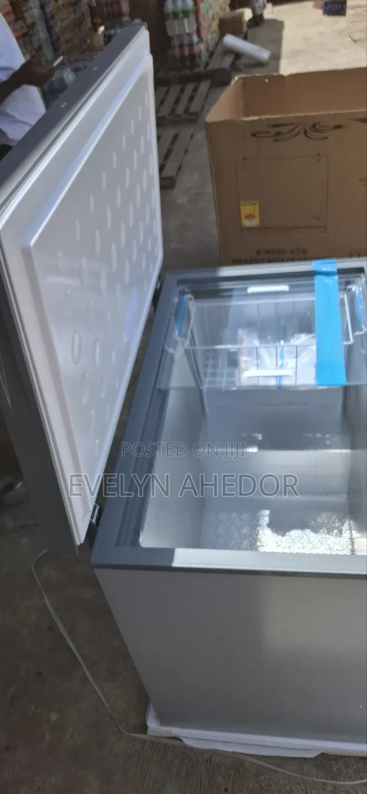 Roch Chest Freezer 251l Fresh in Box for Sale